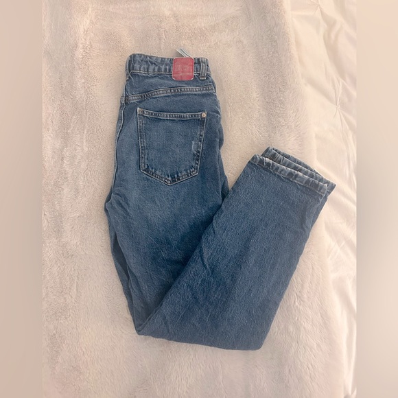 Zara mid wash straight jeans - Picture 1 of 4